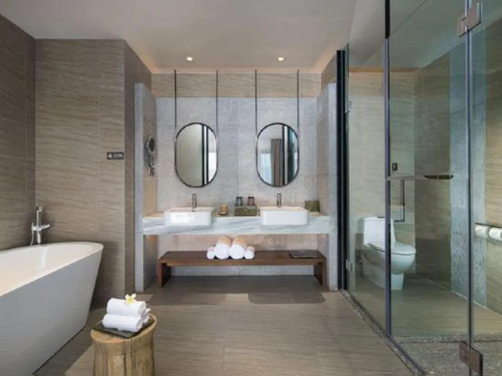 La Fountain Hotel & Resort Sanya