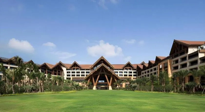 La Fountain Hotel & Resort Sanya