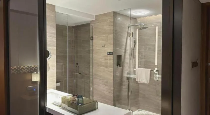 La Fountain Hotel & Resort Sanya