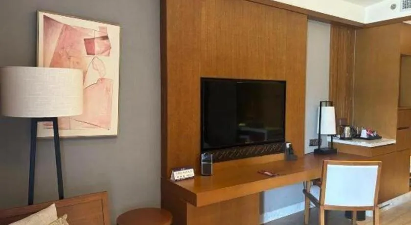 La Fountain Hotel & Resort Sanya