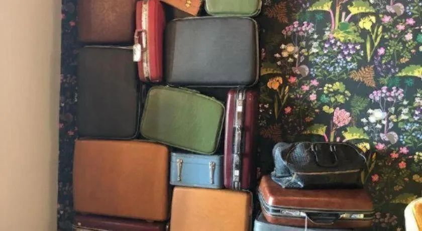 Deep Ellum Hostel - Adults Only