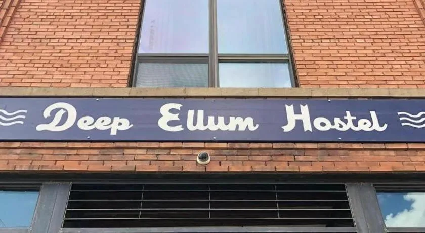 Deep Ellum Hostel - Adults Only