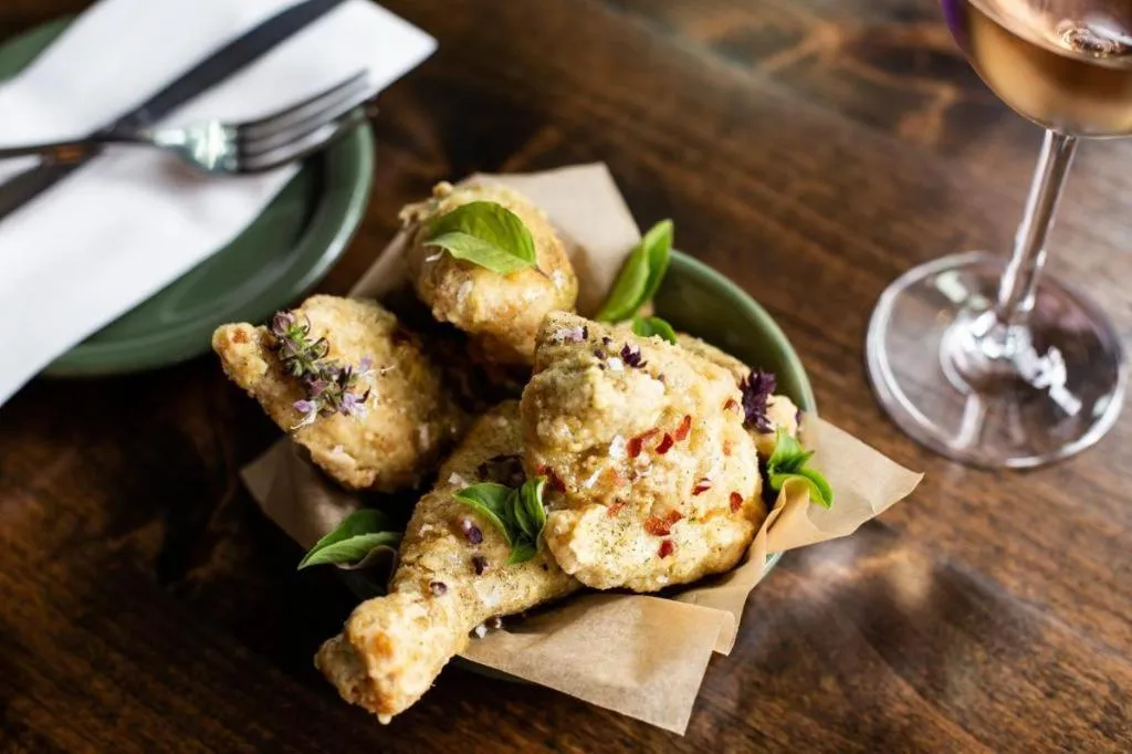 Deep Ellum Hostel - Adults Only