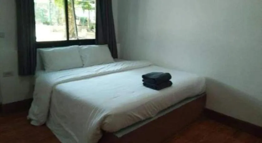 Bed in Phang nga farmstay