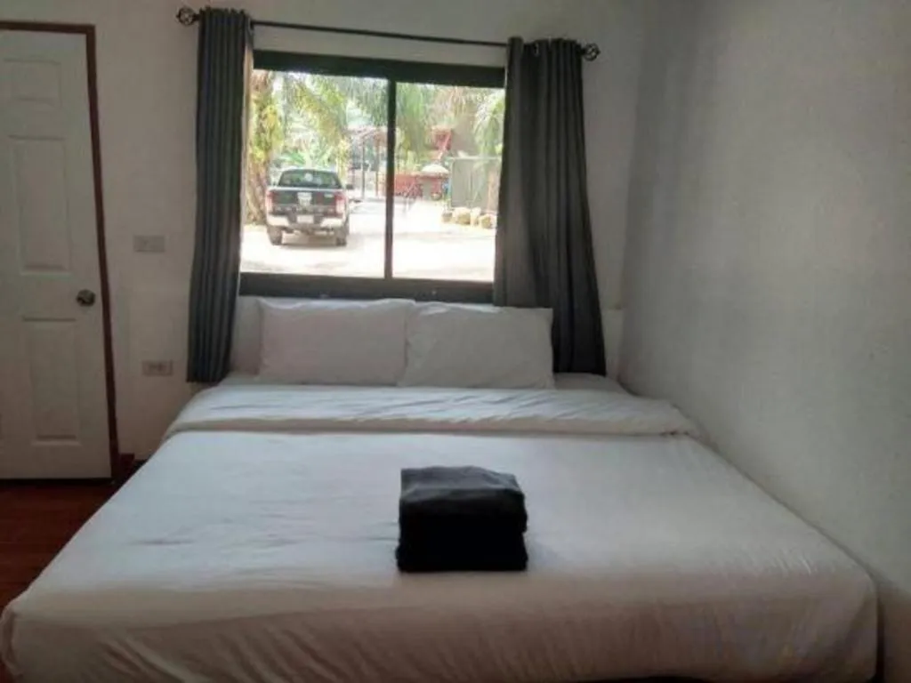 Bed in Phang nga farmstay