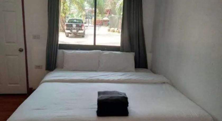 Bed in Phang nga farmstay