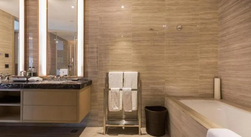 The QUBE Hotel Jingzhou