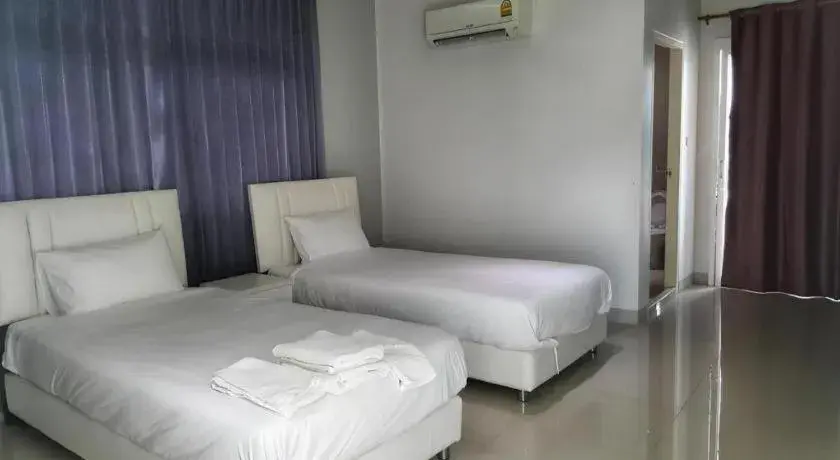 Bed in River Residence Saraburi Hotel Bed in River Residence Saraburi Hotel