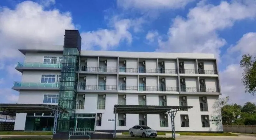 River Residence Saraburi Hotel