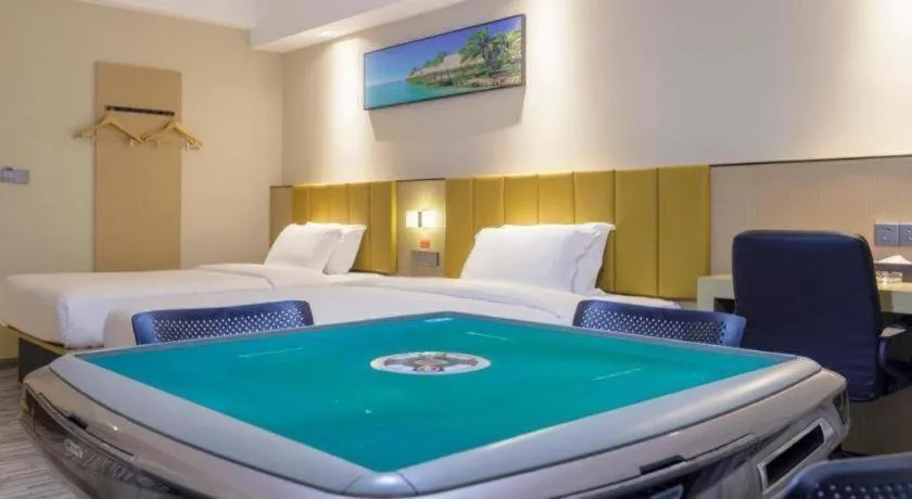 Jingtu hotel zhanjiang dingsheng plaza store