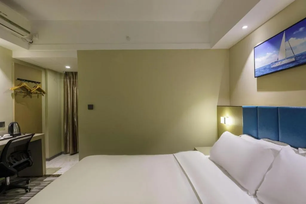 Bed in Jingtu hotel zhanjiang dingsheng plaza store