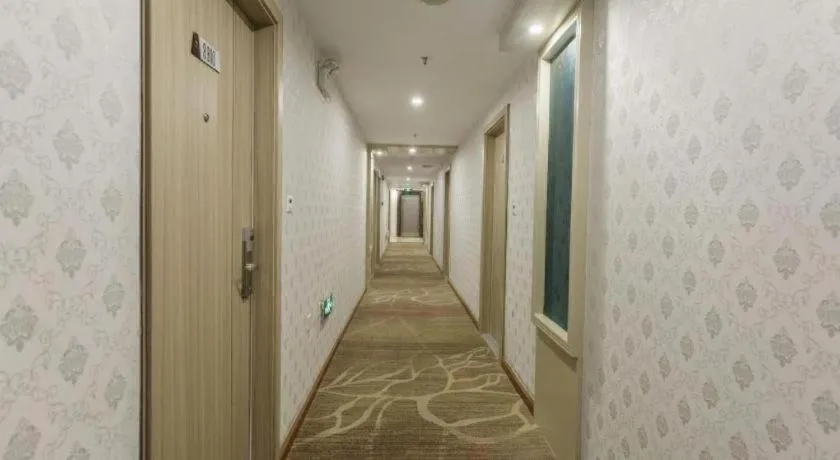 Jingtu hotel zhanjiang dingsheng plaza store