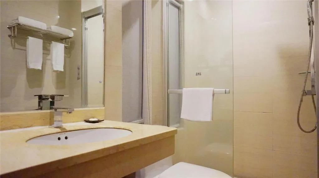 Jingtu hotel zhanjiang dingsheng plaza store