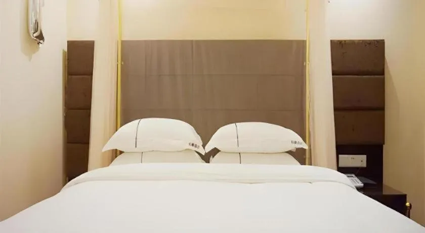 Bed in Jingtu hotel zhanjiang dingsheng plaza store