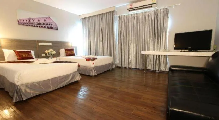 Bed in Royal King Suite