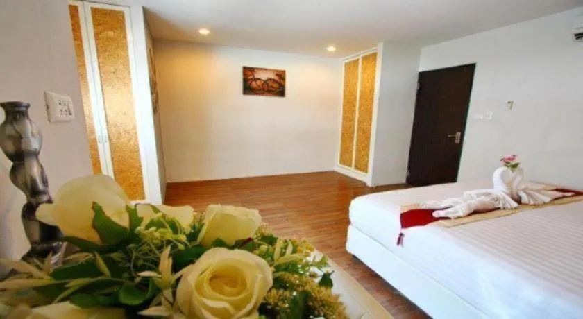 Bed in Royal King Suite