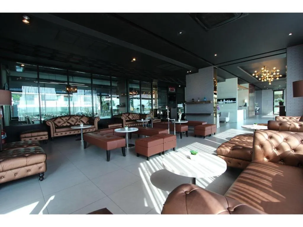 Royal King Suite