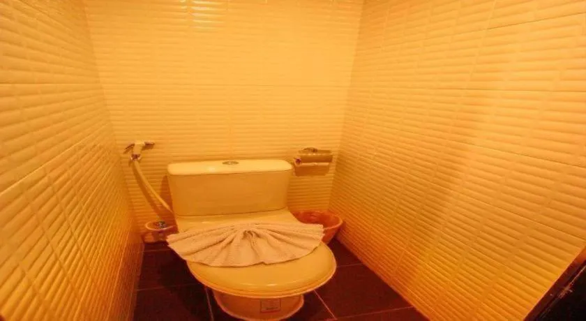 Royal King Suite