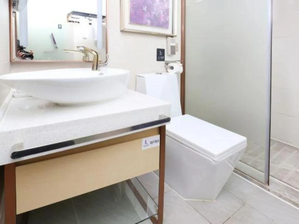 Lavande Hotels Guangzhou Baiyun Avenue North Metro Station