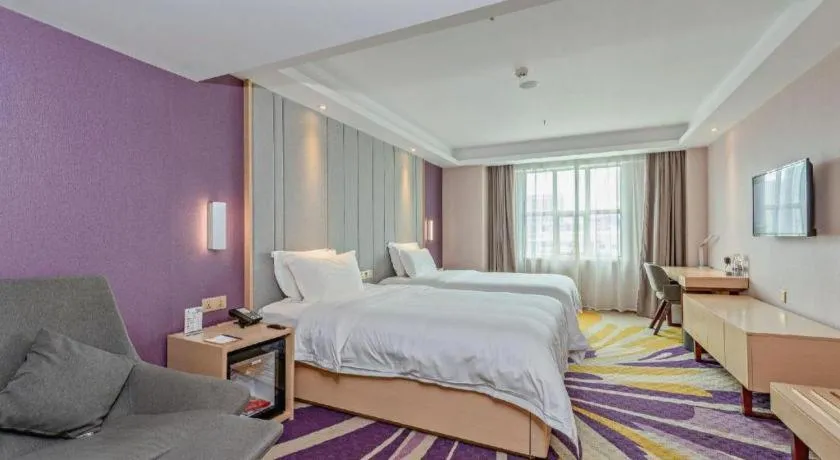 Bed in Lavande Hotels Guangzhou Baiyun Avenue North Metro Station