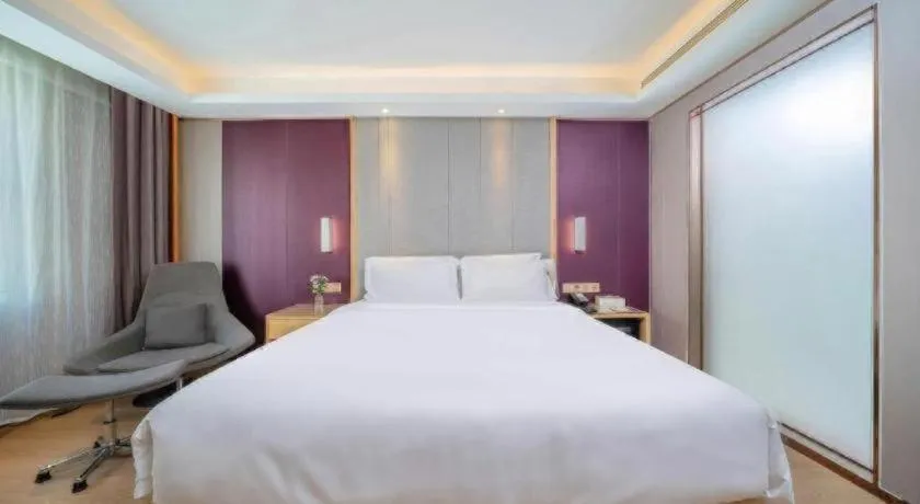 Bed in Lavande Hotels Guangzhou Baiyun Avenue North Metro Station
