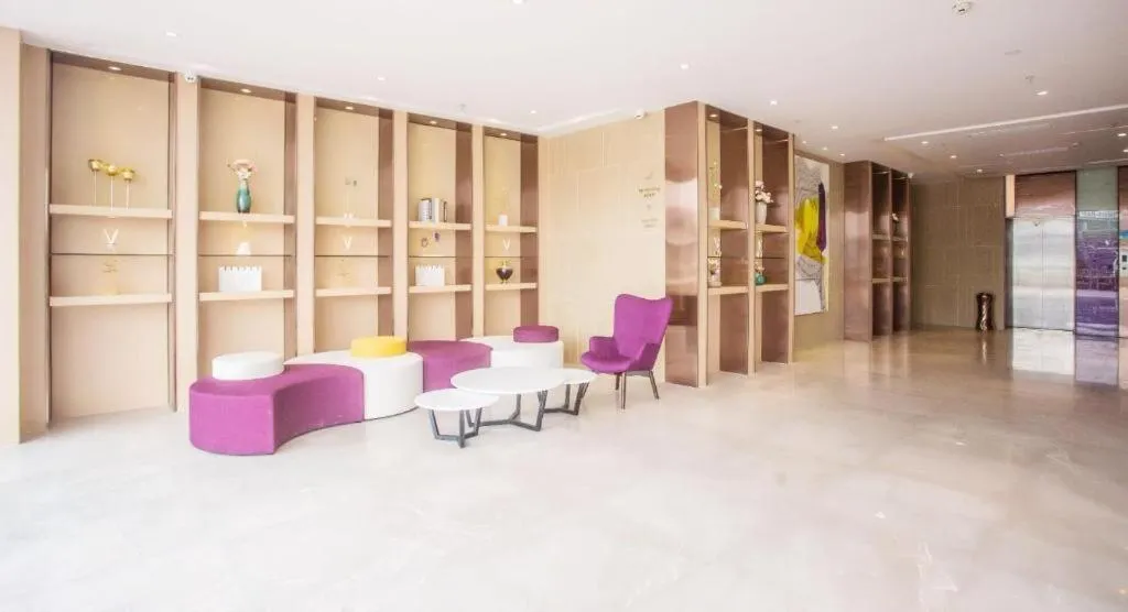 Lavande Hotels Guangzhou Baiyun Avenue North Metro Station