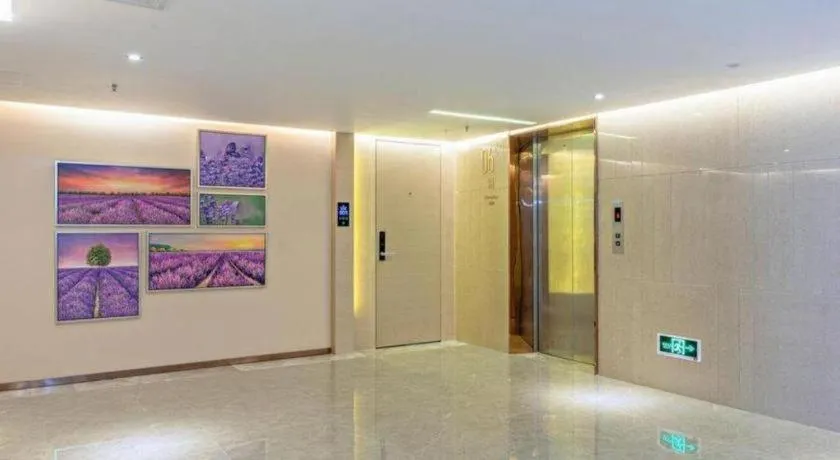 Lavande Hotels Guangzhou Baiyun Avenue North Metro Station