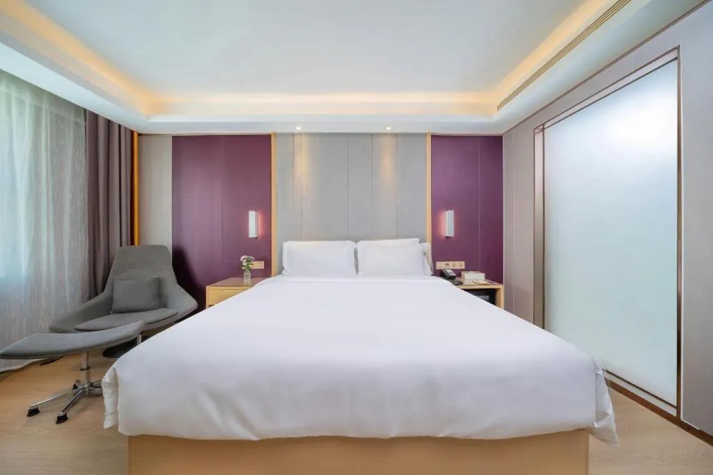 Bed in Lavande Hotels Guangzhou Baiyun Avenue North Metro Station