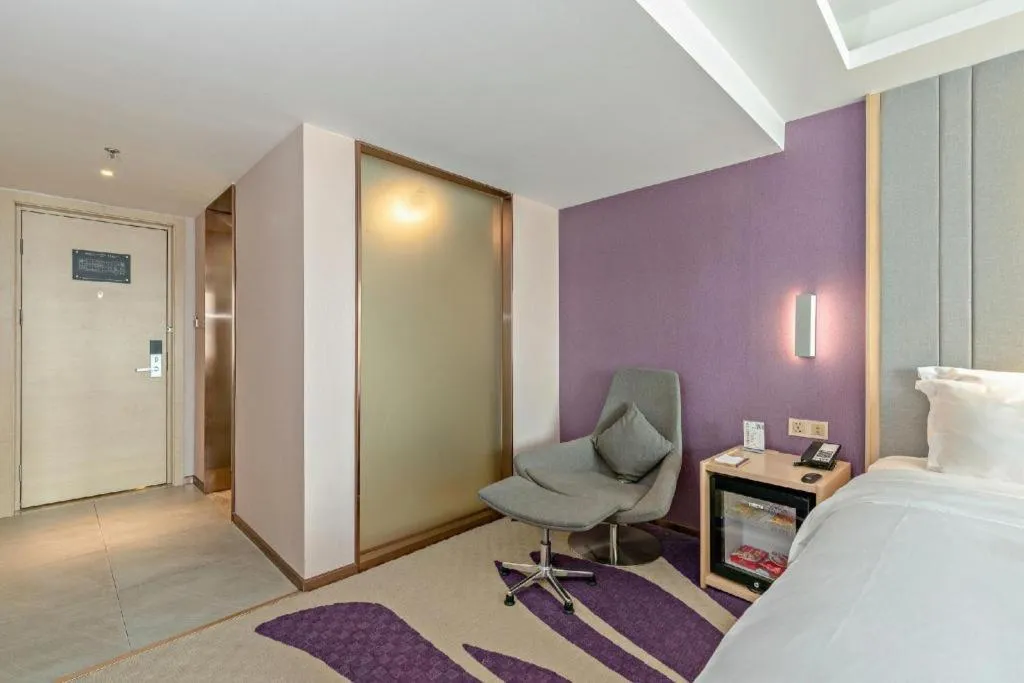 Bed in Lavande Hotels Guangzhou Baiyun Avenue North Metro Station