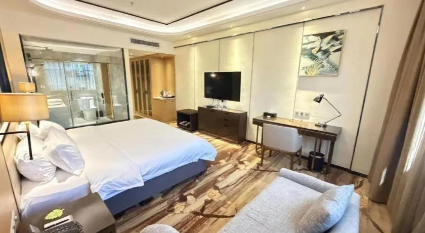 Bed in The Bmc Hotel