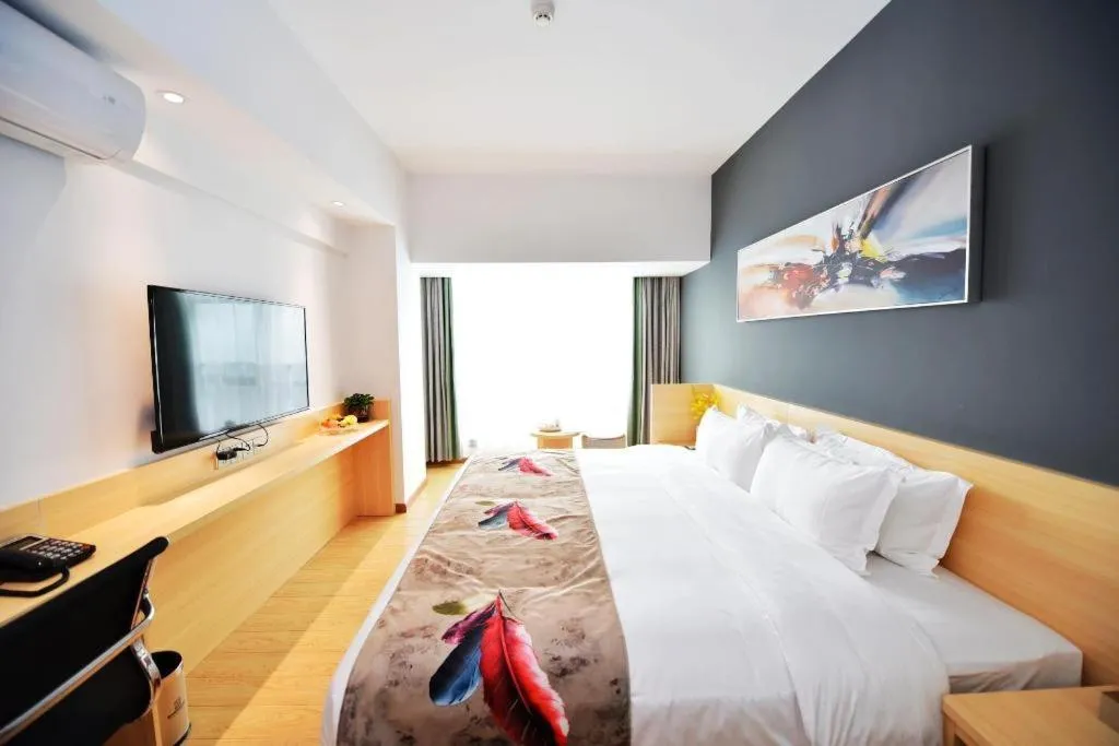 Bed in Mercure Styles Hotel Meizhou