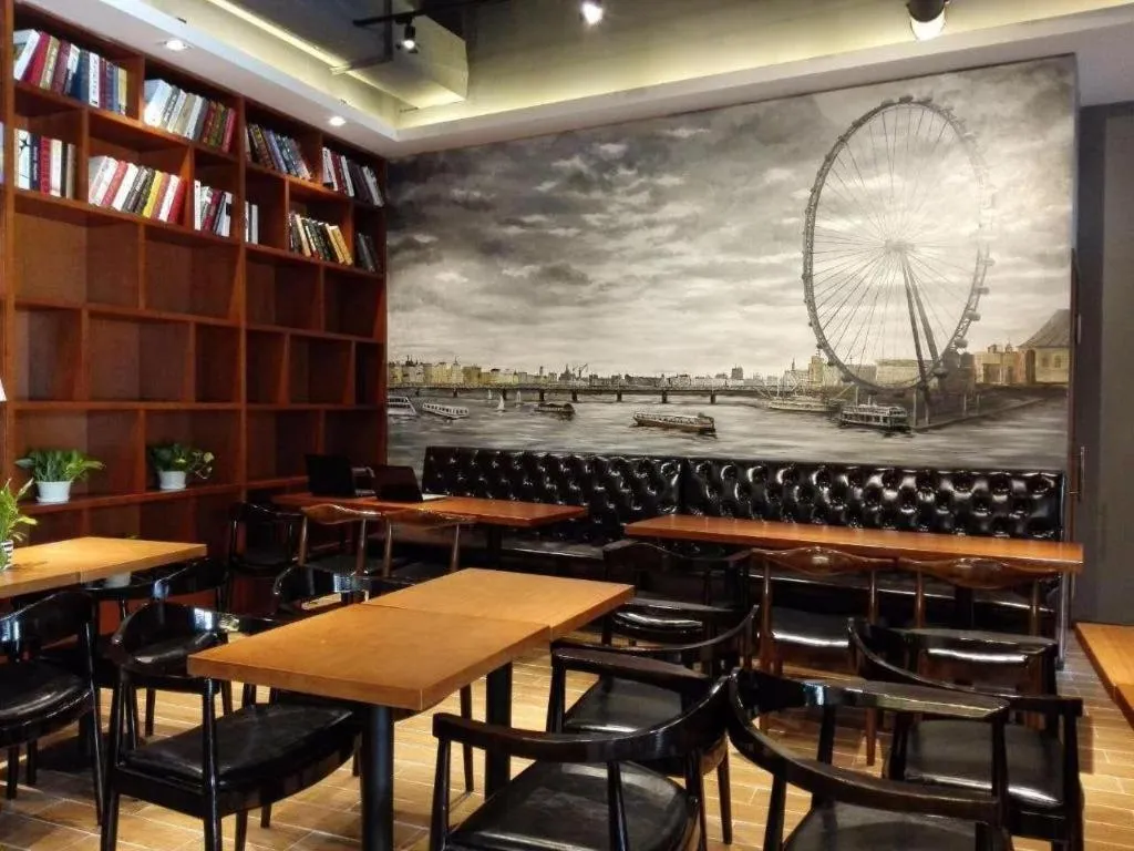 James Joyce Coffetel·Shanghai Jinshan City Beach Bailian Shopping Center