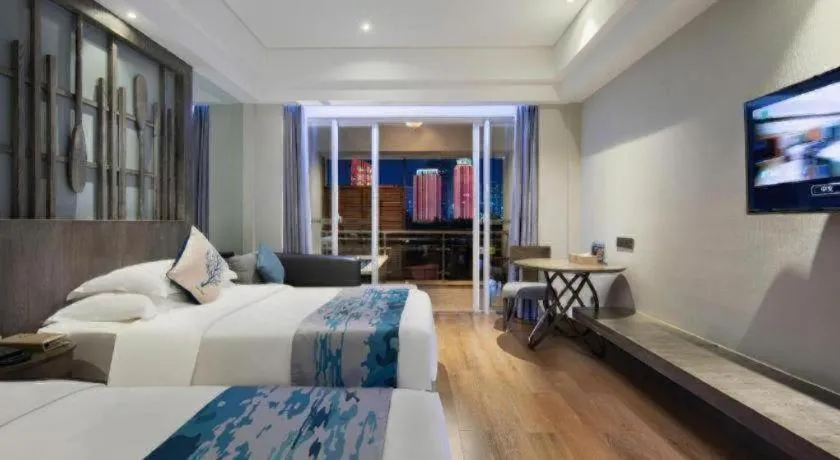 Bed in HuangMa holiday yacht view sea resort hotel