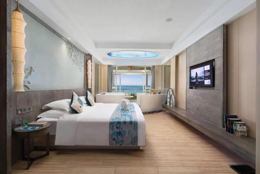 Bed in HuangMa holiday yacht view sea resort hotel