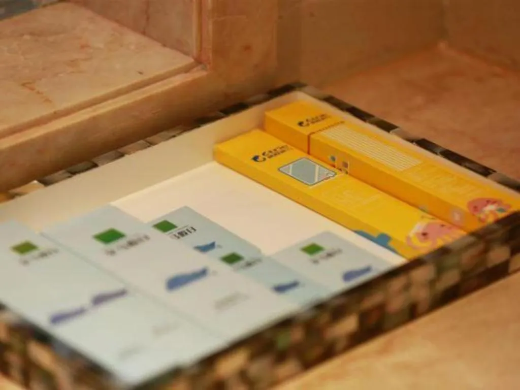 HuangMa holiday yacht view sea resort hotel