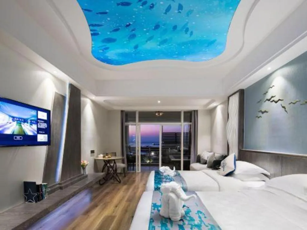 Bed in HuangMa holiday yacht view sea resort hotel