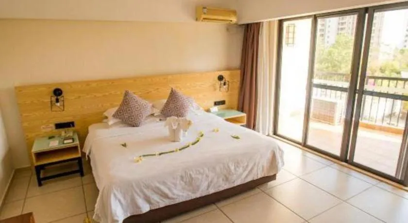 Bed in Yuhai International Resort Hotel