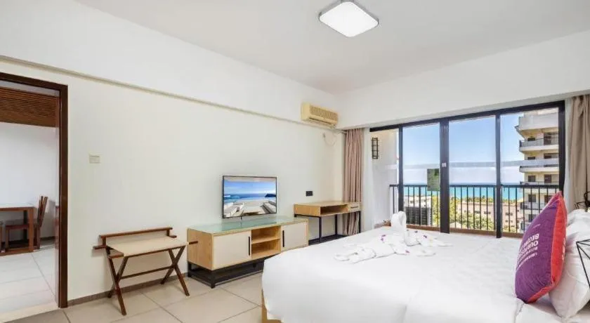 Bed in Yuhai International Resort Hotel