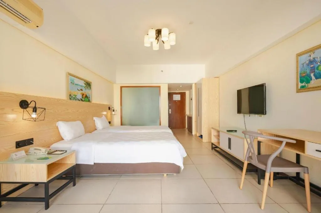 Bed in Yuhai International Resort Hotel