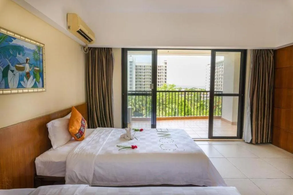 Bed in Yuhai International Resort Hotel