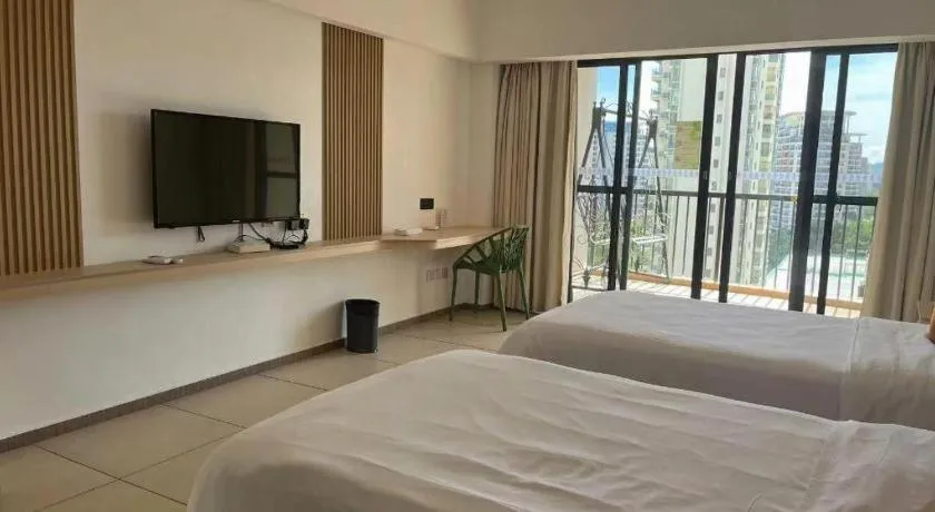 Bed in Yuhai International Resort Hotel