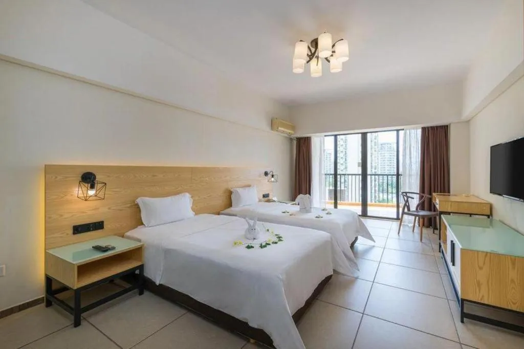 Bed in Yuhai International Resort Hotel