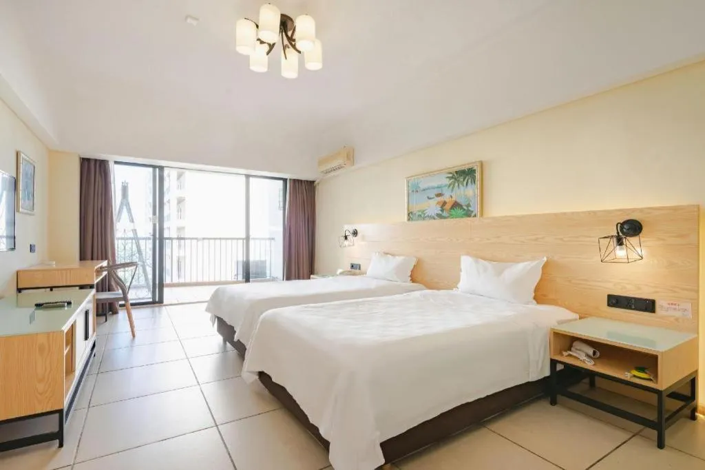 Bed in Yuhai International Resort Hotel