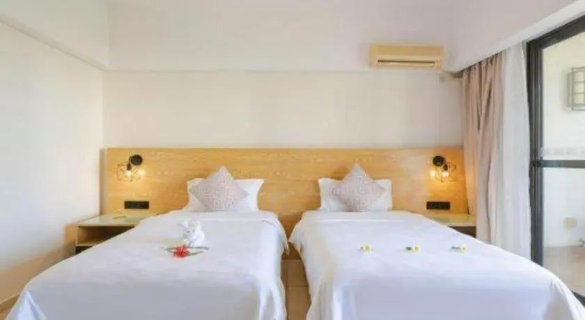 Bed in Yuhai International Resort Hotel