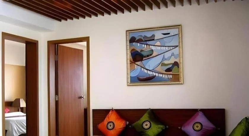 Bed in Yuhai International Resort Hotel