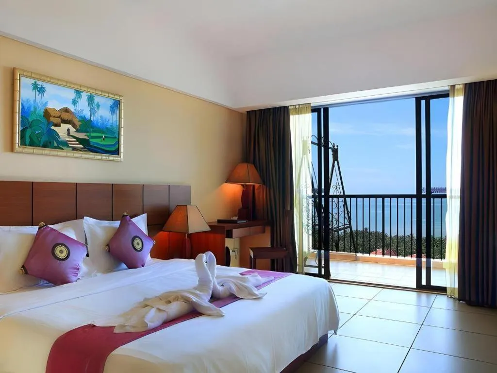 Bed in Yuhai International Resort Hotel