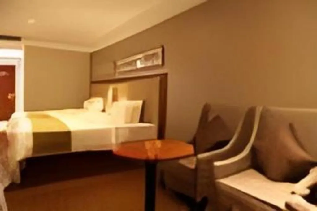 Bed in Yitel Hotel Shanghai Hongqiao Linkong Industrial Park Songhong Road Metro Station