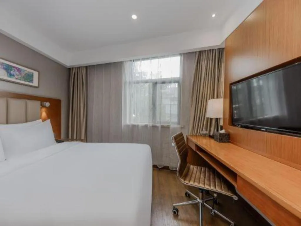 Bed in Yitel Hotel Shanghai Hongqiao Linkong Industrial Park Songhong Road Metro Station