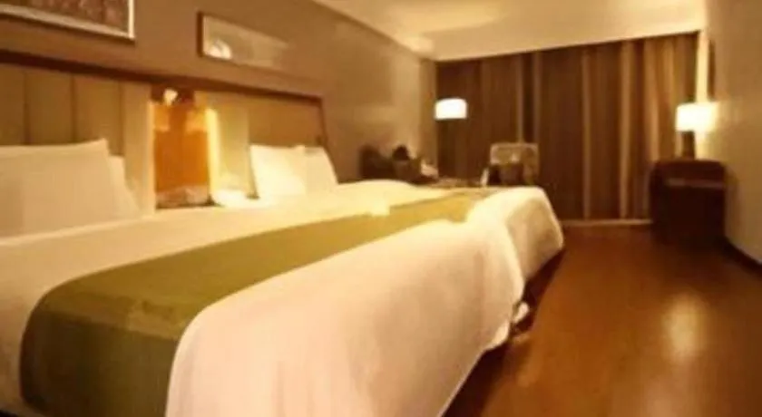 Bed in Yitel Hotel Shanghai Hongqiao Linkong Industrial Park Songhong Road Metro Station