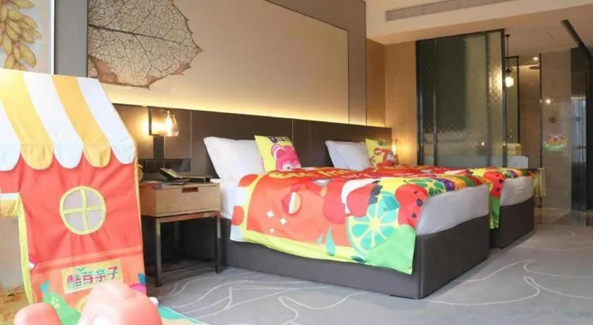 Bed in ZHONG DING HOTEL